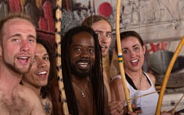 şarkı capoeira sanatçılar