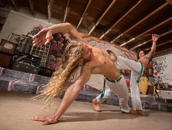 Férfi capoeira előadók — Stock Fotó