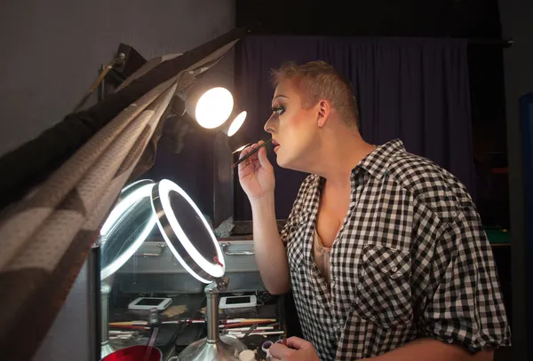 Man Using Lipstick Pencil — Stock Photo, Image