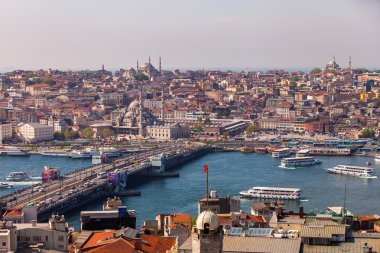 İstanbul 'daki Galata Köprüsü