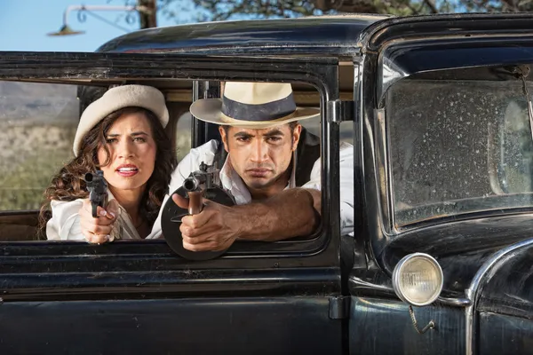 1920 Gangsters masculinos y femeninos — Foto de Stock