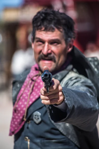 Xerife aponta arma — Fotografia de Stock