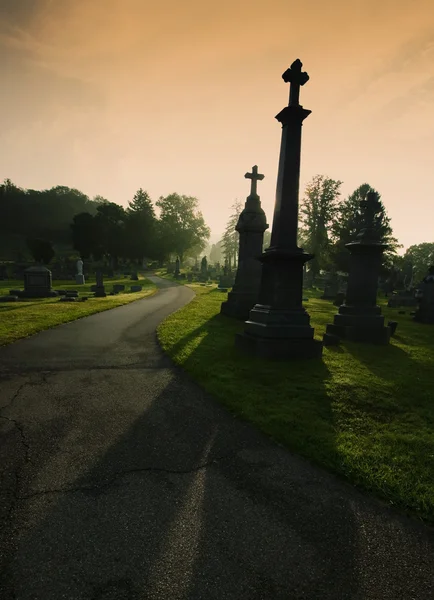 墓地のシルエット — ストック写真