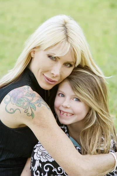 Madre e hija — Foto de Stock