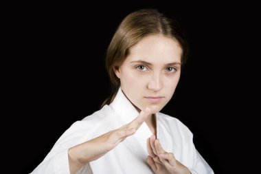 karate poz siyah genç kız