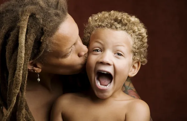 Mãe e filho — Fotografia de Stock