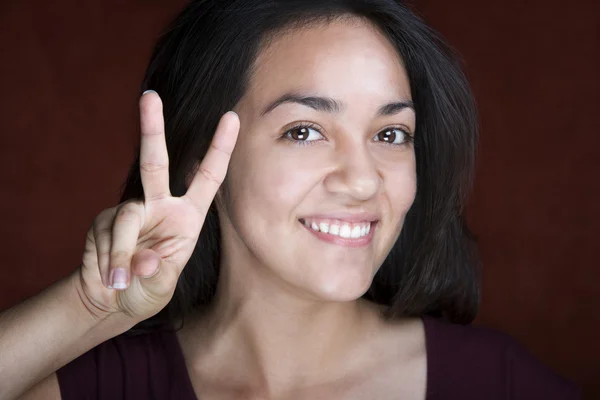 Young Hispanic Woman — Stock Photo, Image