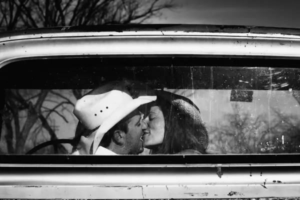 Beijo de cowboy — Fotografia de Stock