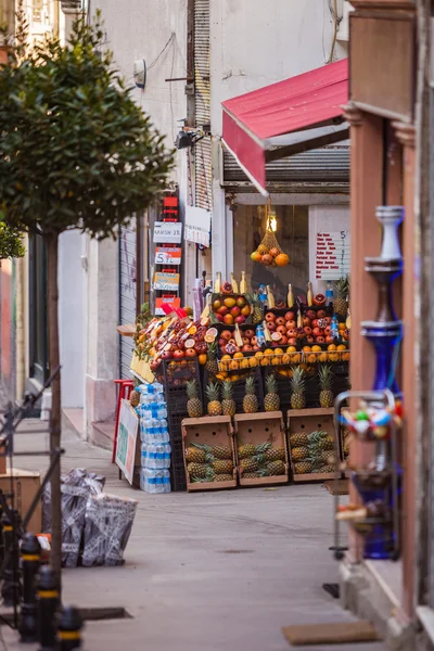 Istanbul ovoce stojan — Stock fotografie