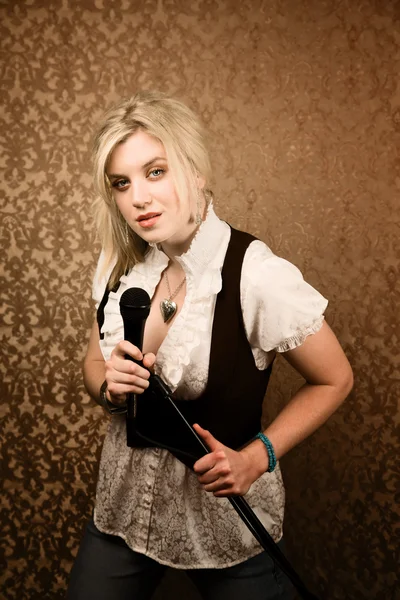 Pretty Young Singer or Comedian — Stock Photo, Image