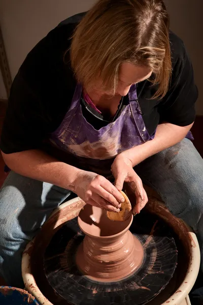 Female potter — Stock Photo, Image