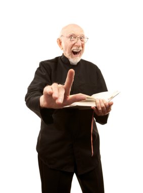 ateşli bir vaaz veren papaz