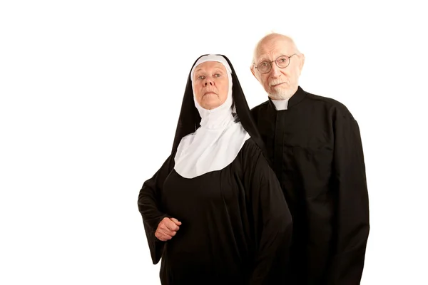 Sacerdote divertido y monja — Foto de Stock