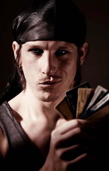 Thief with credit cards — Stock Photo, Image