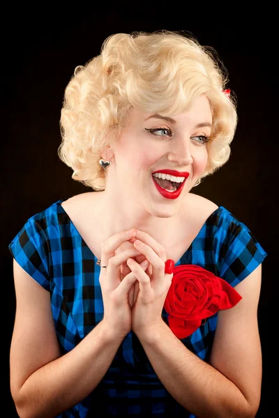 Vrij retro blonde vrouw — Stockfoto