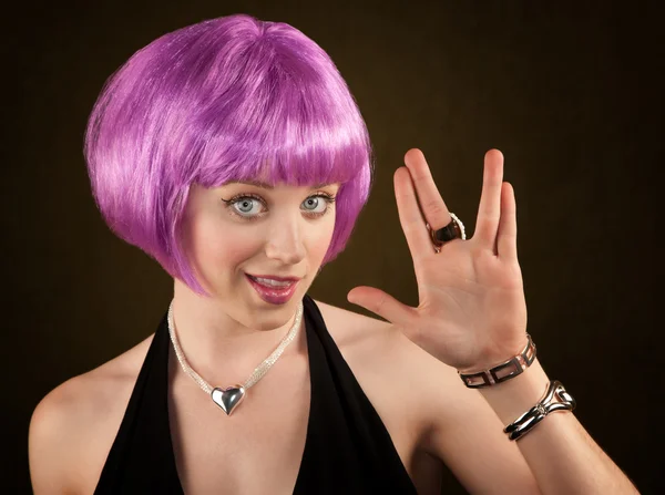 Mulher com cabelo roxo — Fotografia de Stock