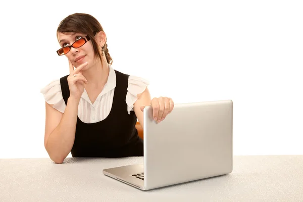 Frau mit Computer — Stockfoto