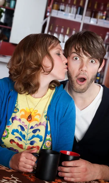 Surprise kiss — Stock Photo, Image