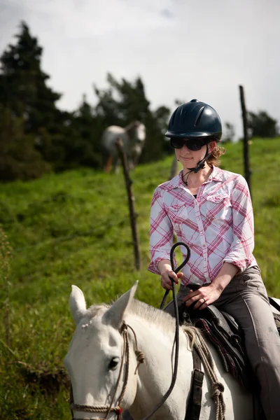 Paardensport vrouw — Stockfoto