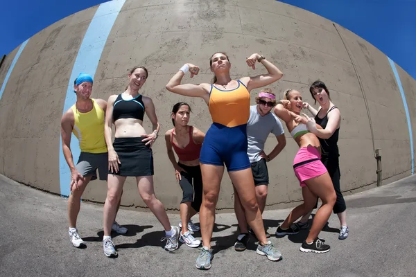 Kadın Fitness arkadaşlarınızla poz — Stok fotoğraf