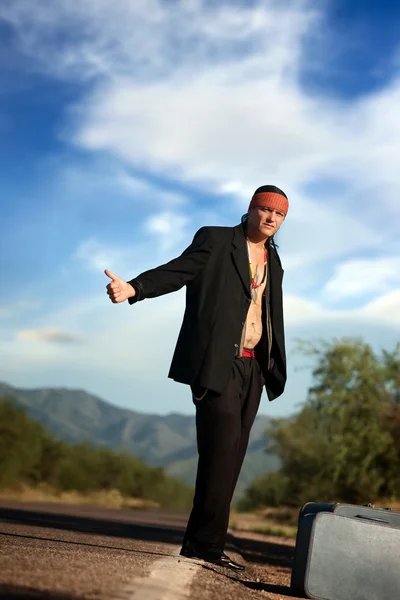 Indigenous man by the side of the road — Stock Photo, Image