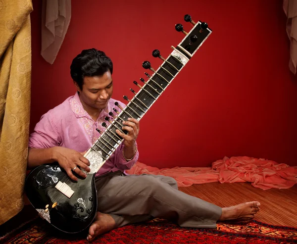Jonge sitar musicus — Stockfoto