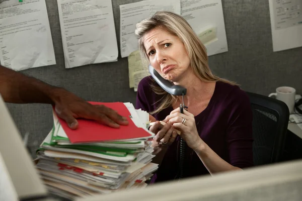 Olycklig office kvinna — Stockfoto