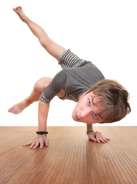 Teen machen Yogasana — Stockfoto