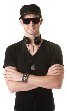 katlanmış silah ile genç adam