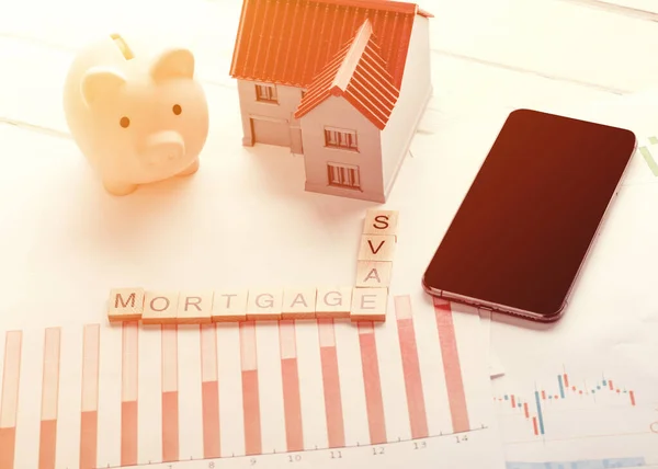 Piggy Bank Phone House Mortgage Chart Title Mortgage How More — Stock Photo, Image