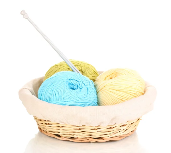 Knitting yarn in basket isolated on white — Stock Photo, Image