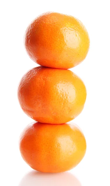 成熟的橘子在白色上被分离出来 — 图库照片