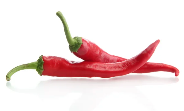 Red hot chili peppers na białym tle — Zdjęcie stockowe