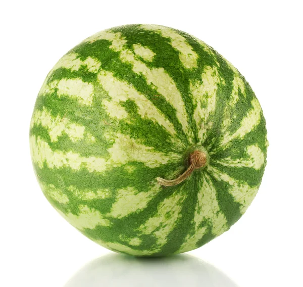 Reife Wassermelone isoliert auf weiß — Stockfoto