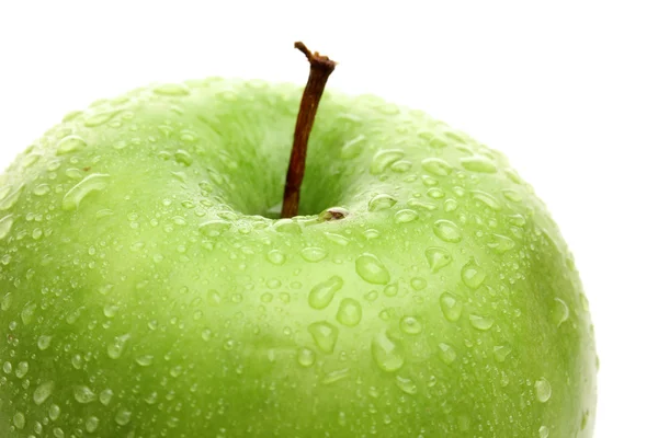 Rijpe groene appel geïsoleerd op wit — Stockfoto