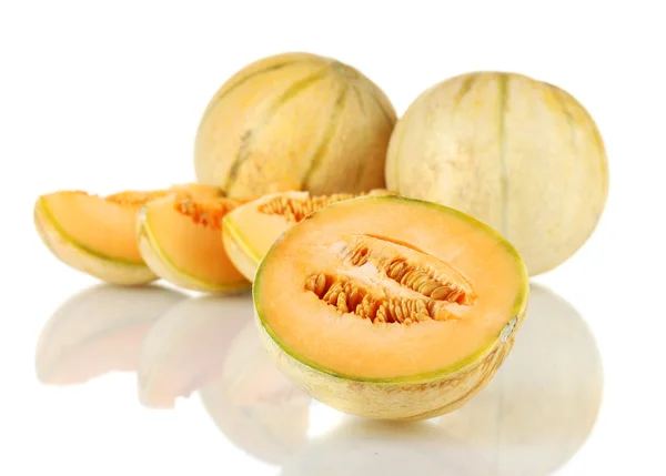 Melone tagliato isolato su bianco — Foto Stock
