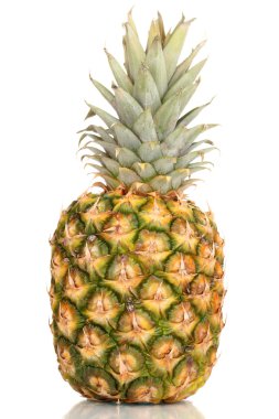 Beyaz üzerine izole edilmiş ananas