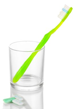 cam ve üzerinde beyaz izole sakız çiğneme diş fırçası