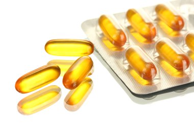 kapsül blister üzerinde beyaz izole, paketlenmiş