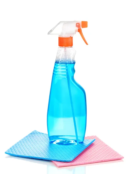 Zellulose-Schwämme und Spray isoliert auf weiß — Stockfoto