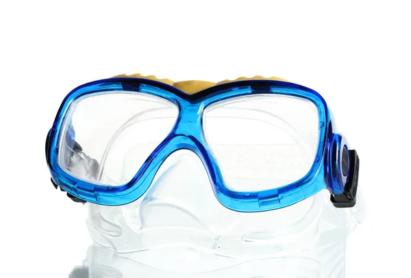 Lunettes de bain bleues isolées sur blanc — Photo