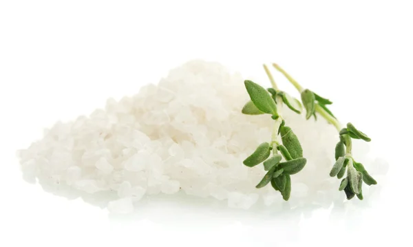 盐与孤立在白色的新鲜百里香 — 图库照片