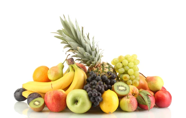 Sortimento de frutas exóticas isoladas em branco — Fotografia de Stock