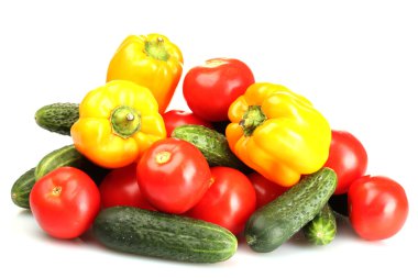 Taze sebzeler beyaz üzerine izole