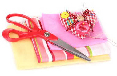 dikiş aksesuarları ve kumaş üzerine beyaz izole