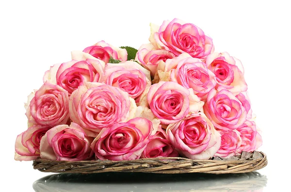 Mooi boeket van roze rozen geïsoleerd op wit — Stockfoto