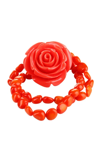 Hermosa pulsera de color melocotón con rosa aislada en blanco — Foto de Stock