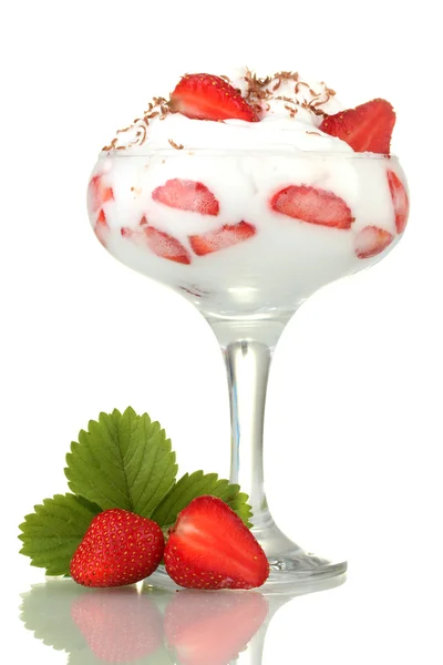 Glass of ripe strawberries with cream isolated on white — Stock Photo, Image