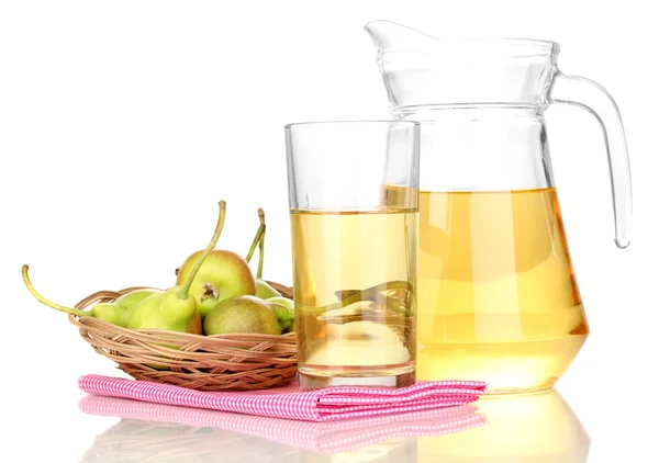 Hertiginnan drink med päron i korg isolerad på vit — Stockfoto