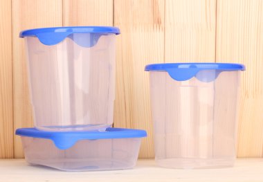 ahşap arka plan yemek plastik kaplar